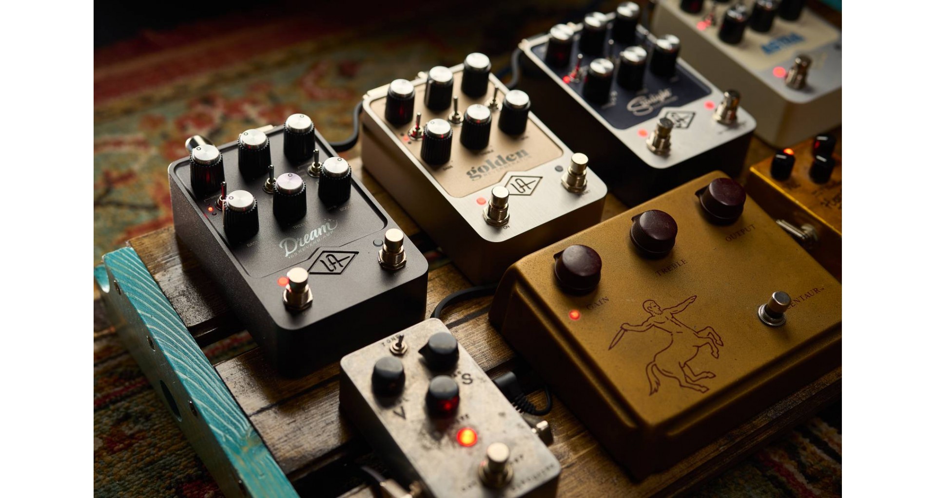 Universal Audio UAFX Dream 65 Reverb Amplifier Pedala emulare amp