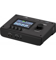 Yamaha URX44 Black