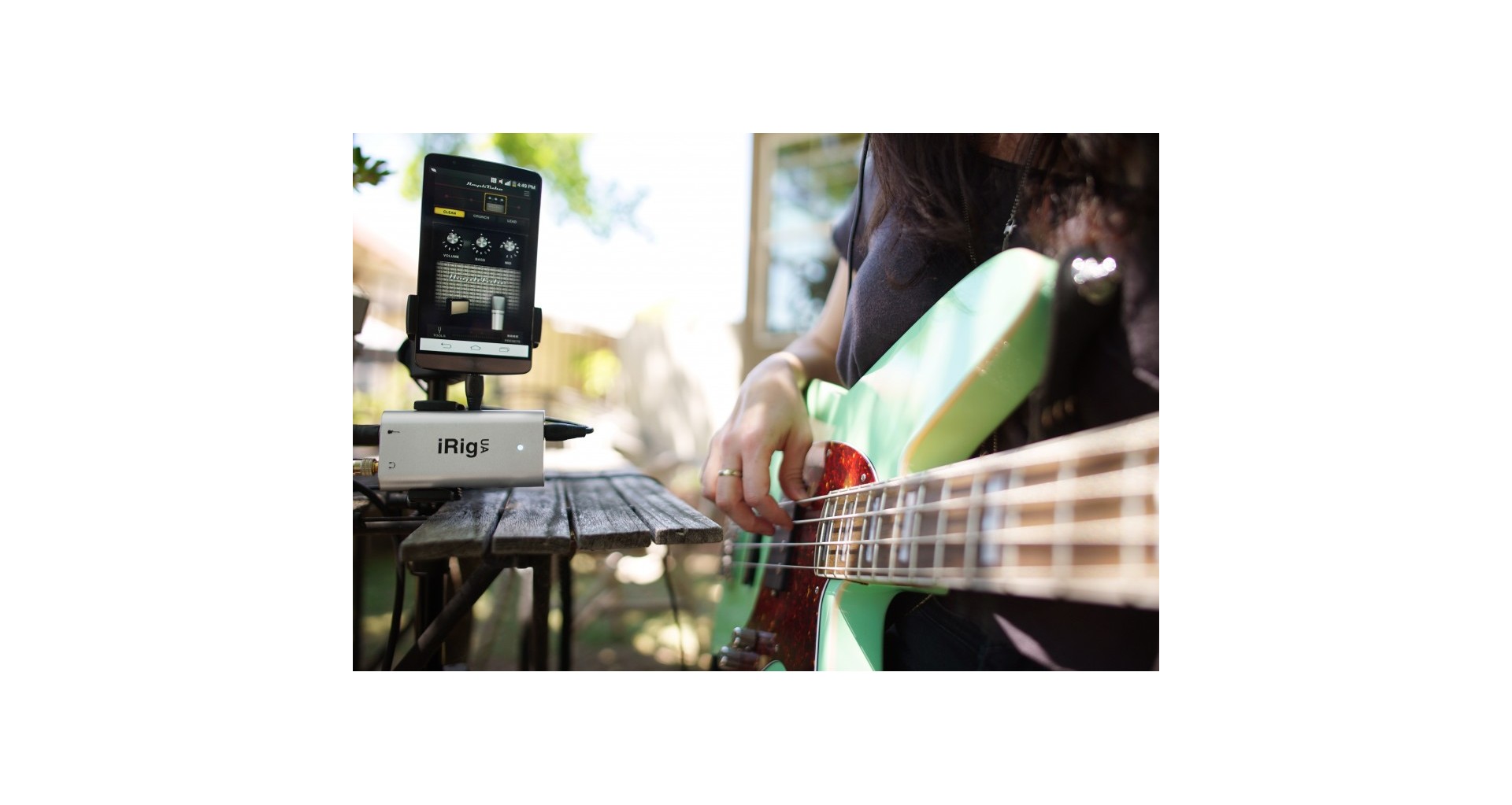 IK Multimedia iRig UA Interfata chitara pentru smartphone/tableta